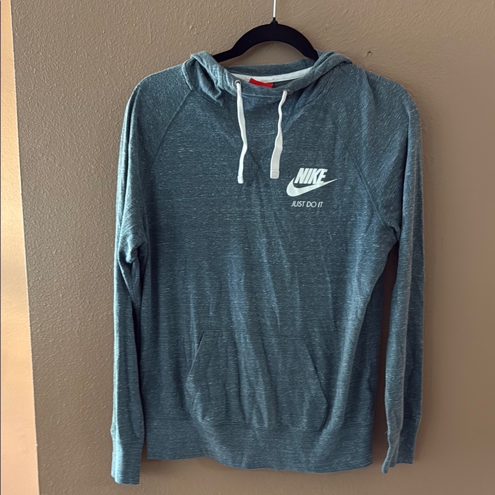 Nike Lightweight Hoodie